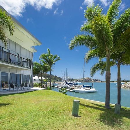 Magnetic Docks Townhouse 1 Apartment Nelly Bay Exterior photo